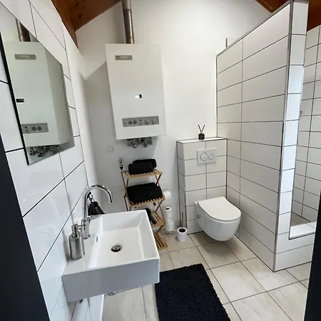 Stilvolle Mit Terasse Und Garten Apartment *