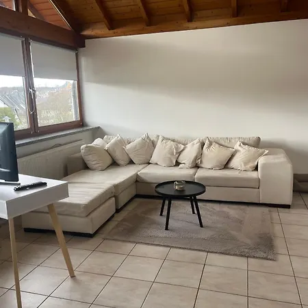 Stilvolle Mit Terasse Und Garten *